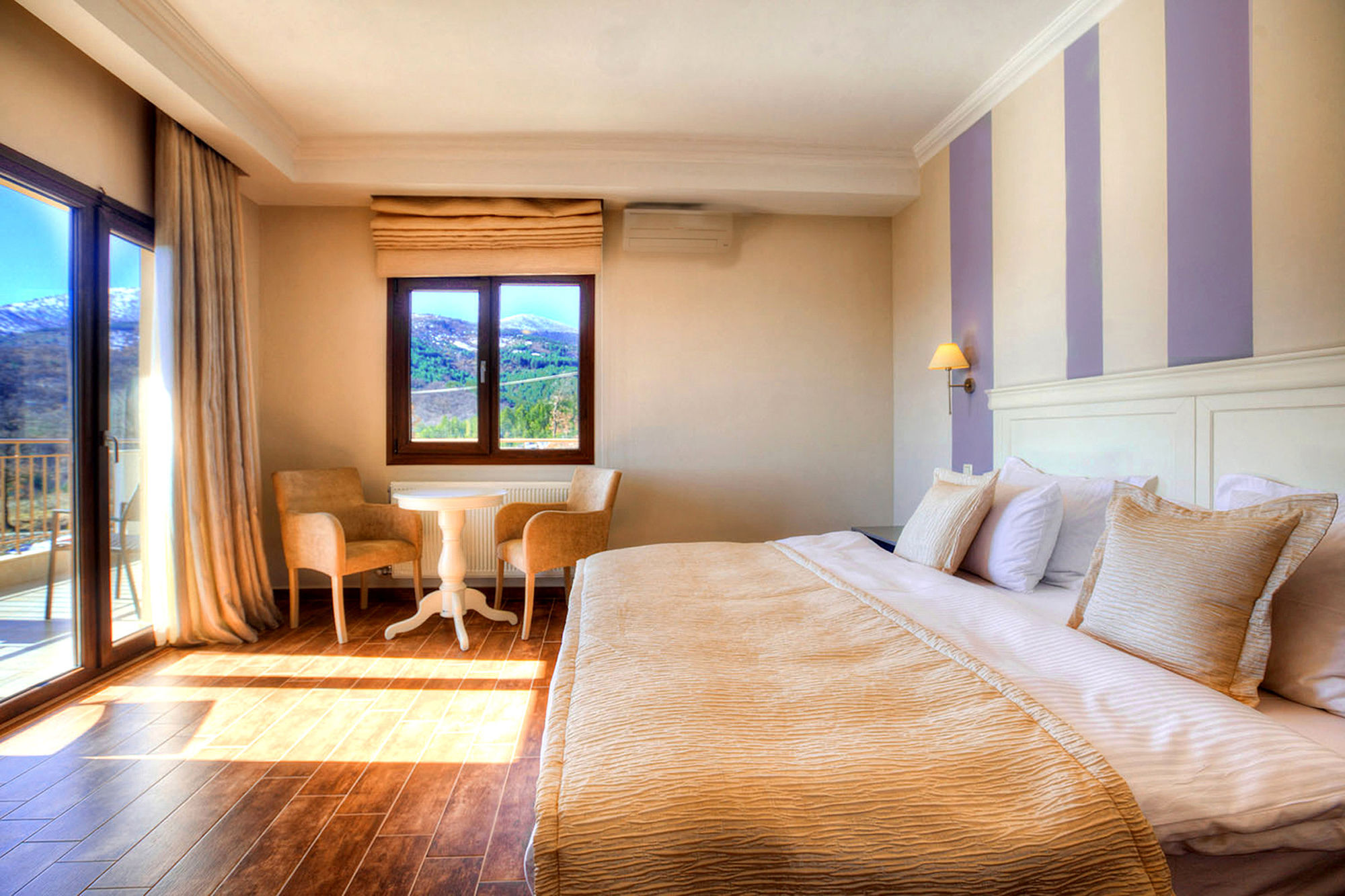 Enastron View Hotel Kastoria Bagian luar foto